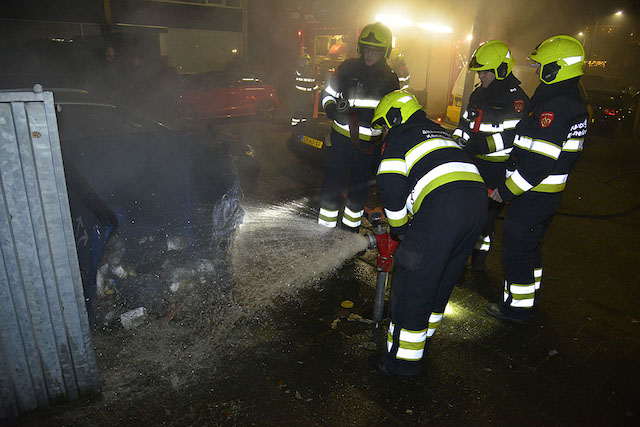 2019/256/20191231-20u44 GB 004 Containerbrand Marconistraat.jpg